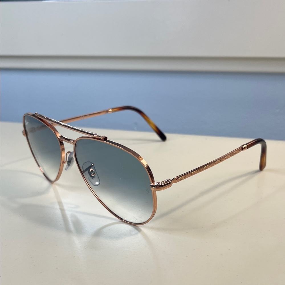Ray-Ban Aviator Sunglasses - Picture 2 of 6